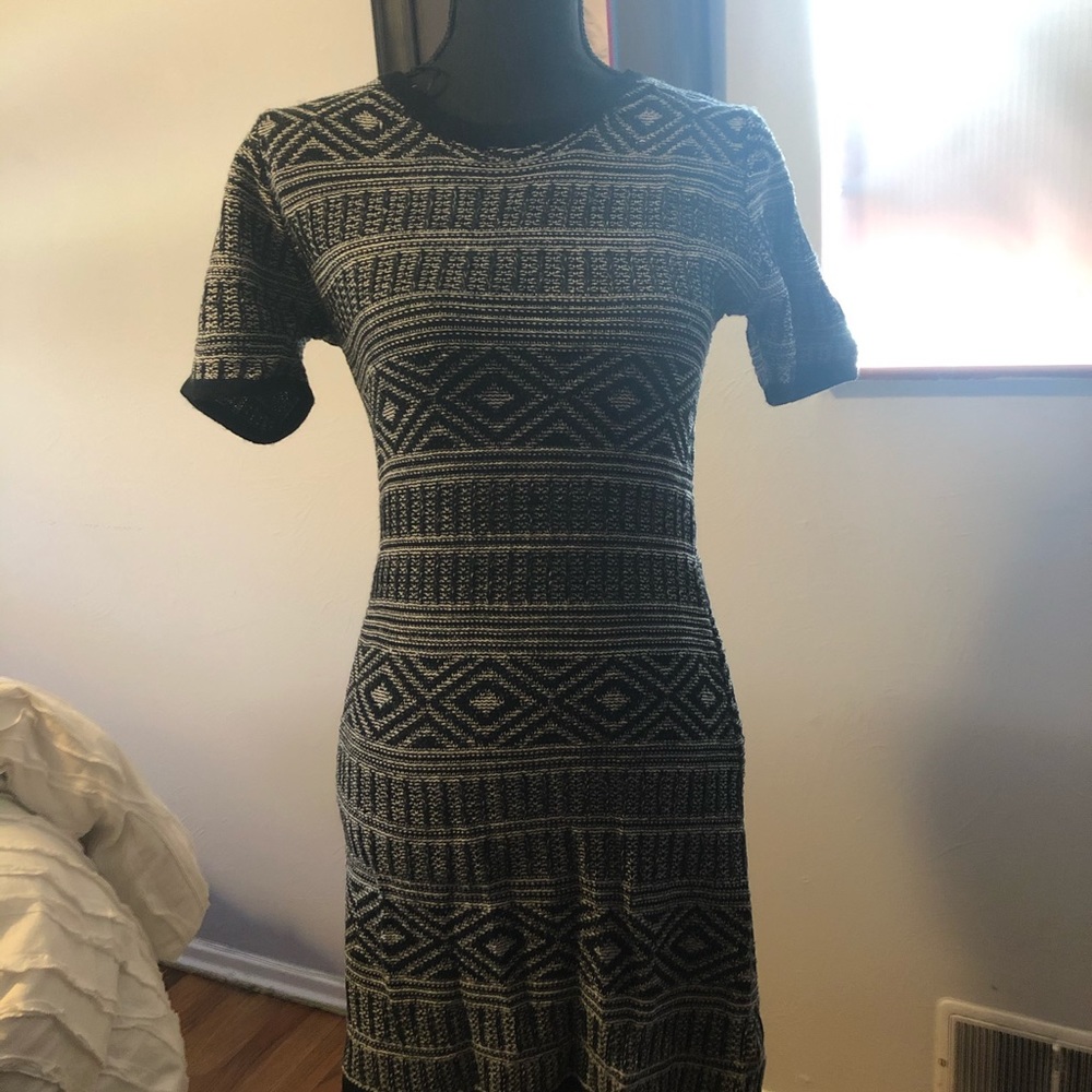 Lovemakers short sleeved sweater dress